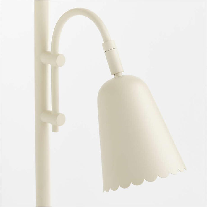 Kids Sadie Scalloped Cream Floor Lamp