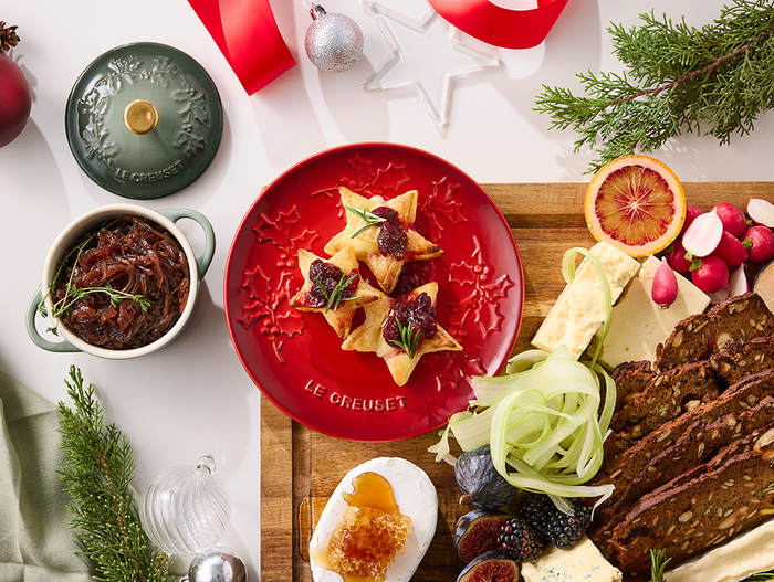 Le Creuset Salad Plate Holiday